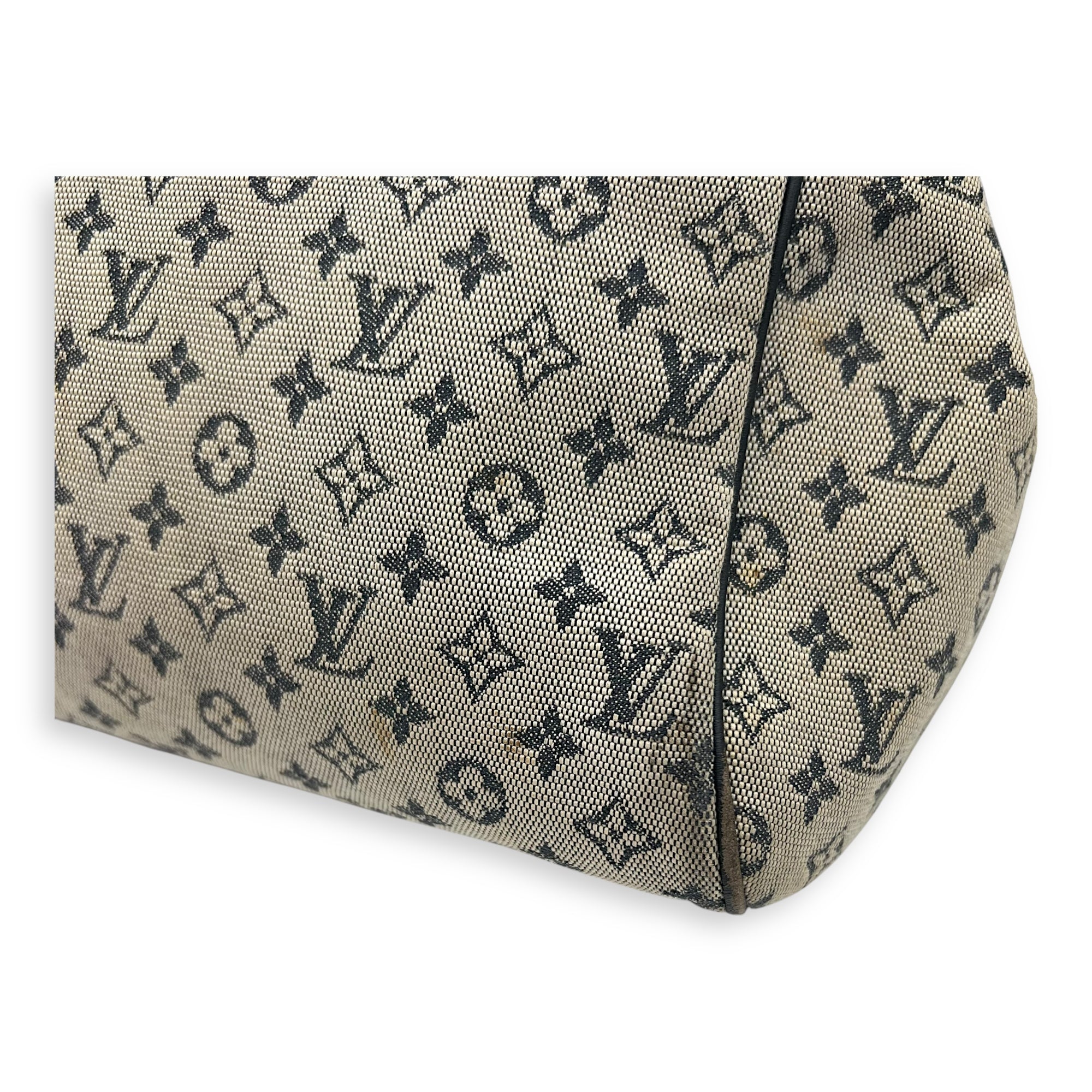 Louis Vuitton Josephine Shoulder Bag Grey in Jacquard, Gold hardware_9