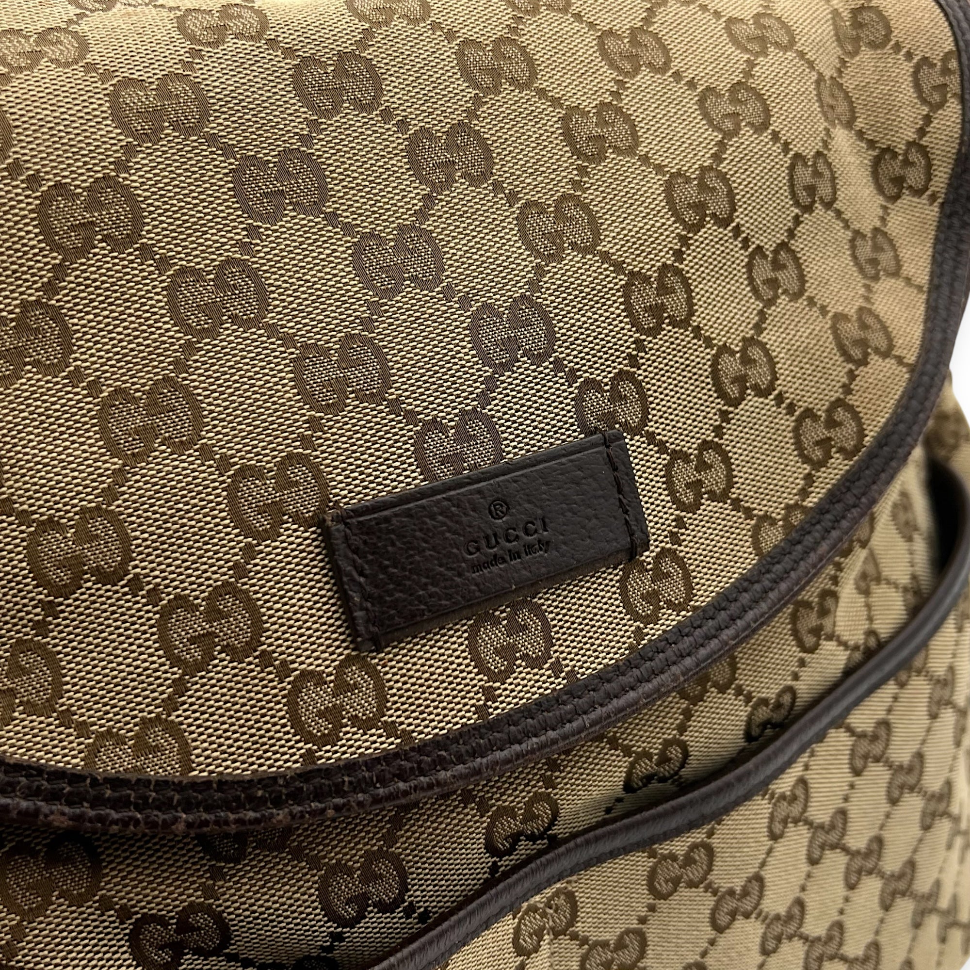 Gucci GG Shoulder Bag Brown in Canvas, Silver hardware_18