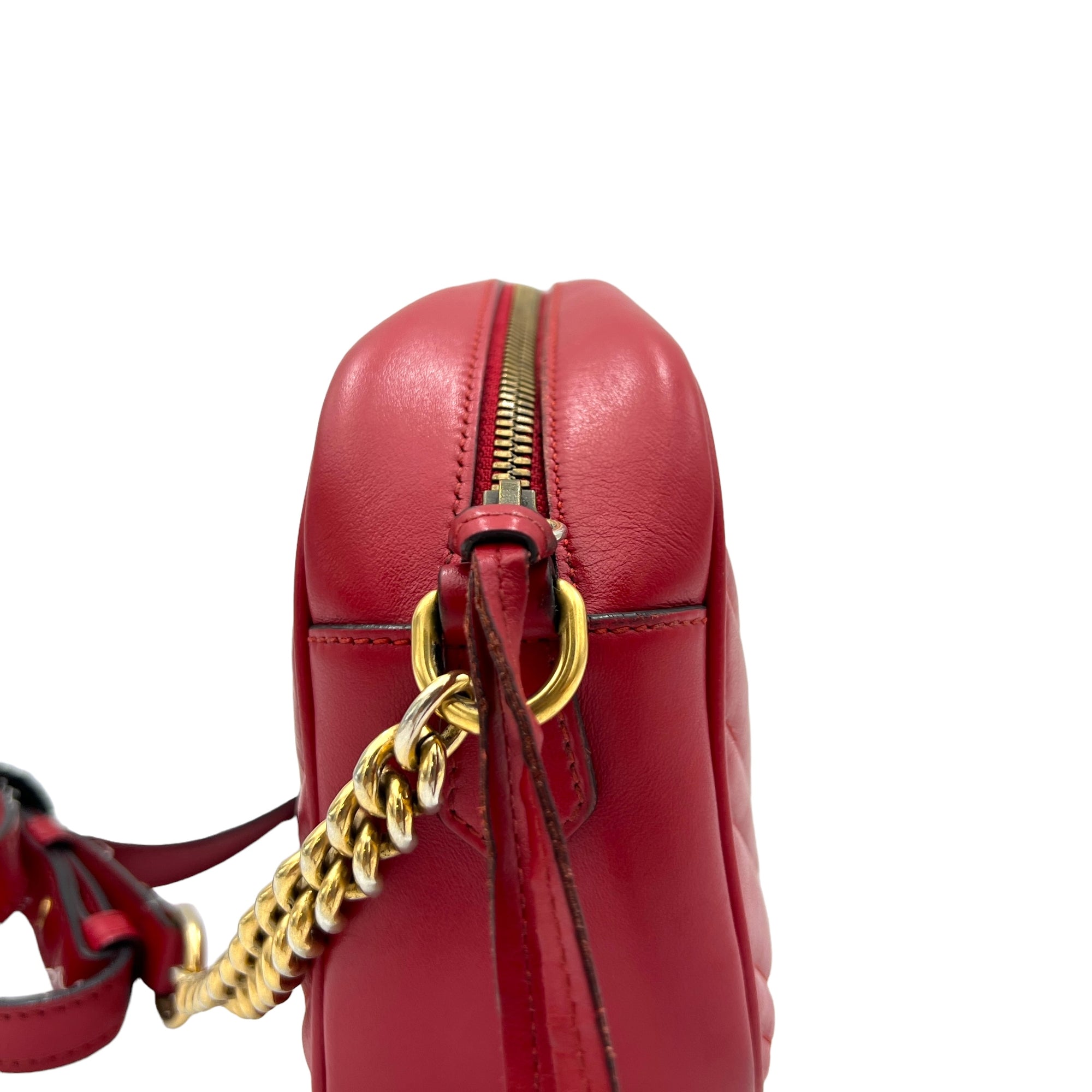 GG Marmont Small Red Crossbody Bag in Calfskin, Gold hardware