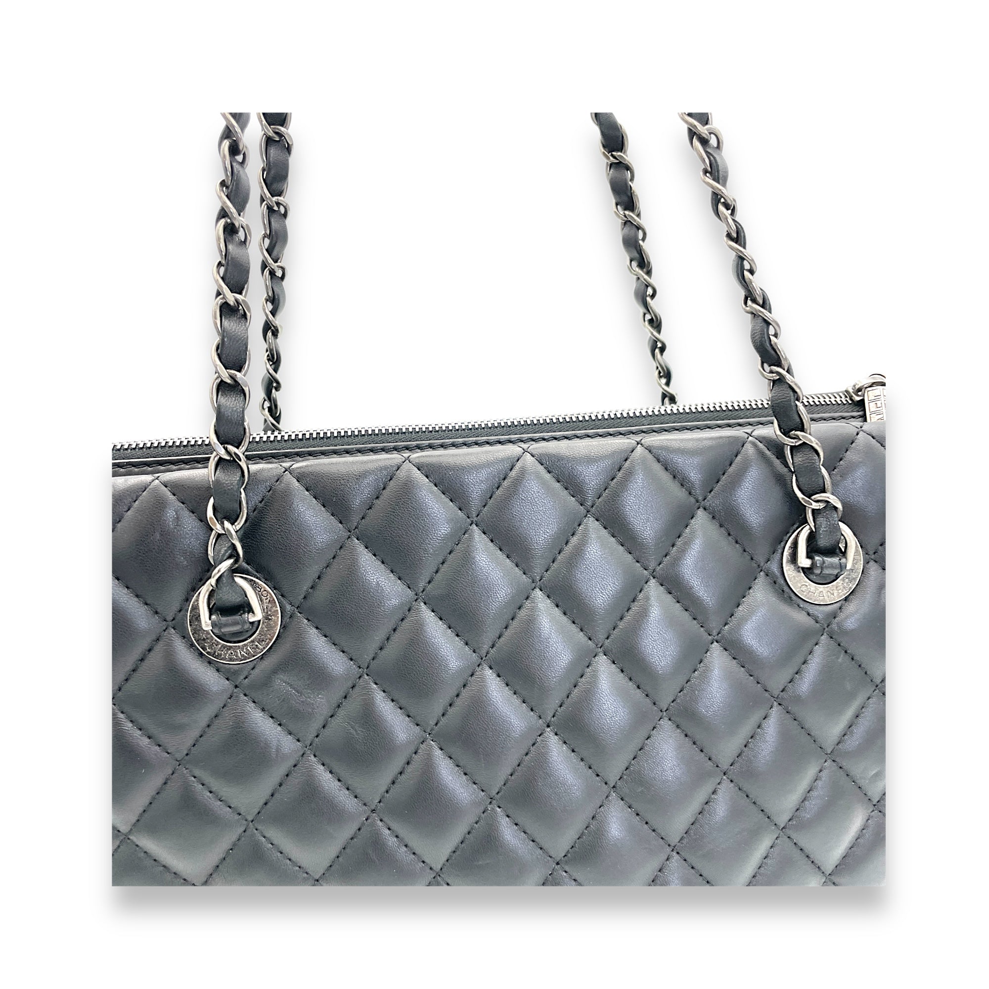 CC Charm Shopping Quilted Black Tote Bag in Lambskin, Ruthenium hardware