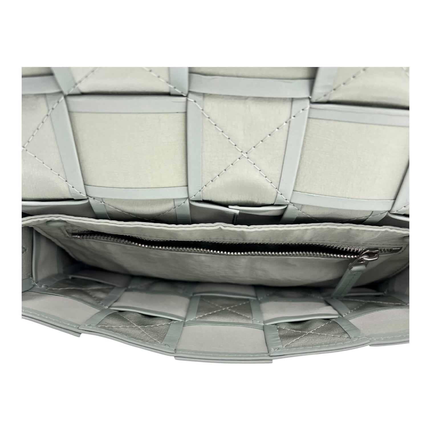 Bottega Veneta Cassette Crossbody Bag Green in Calfskin, Silver hardware_6