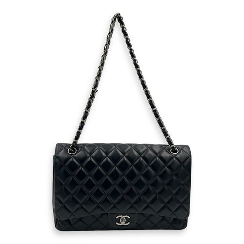 Chanel Classic Maxi Black Shoulder Bag in Lambskin, Silver hardware_13