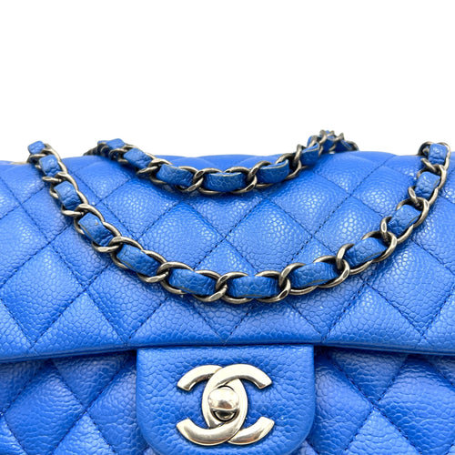 Classic Medium Blue Shoulder Bag in Caviar Leather, Ruthenium hardware