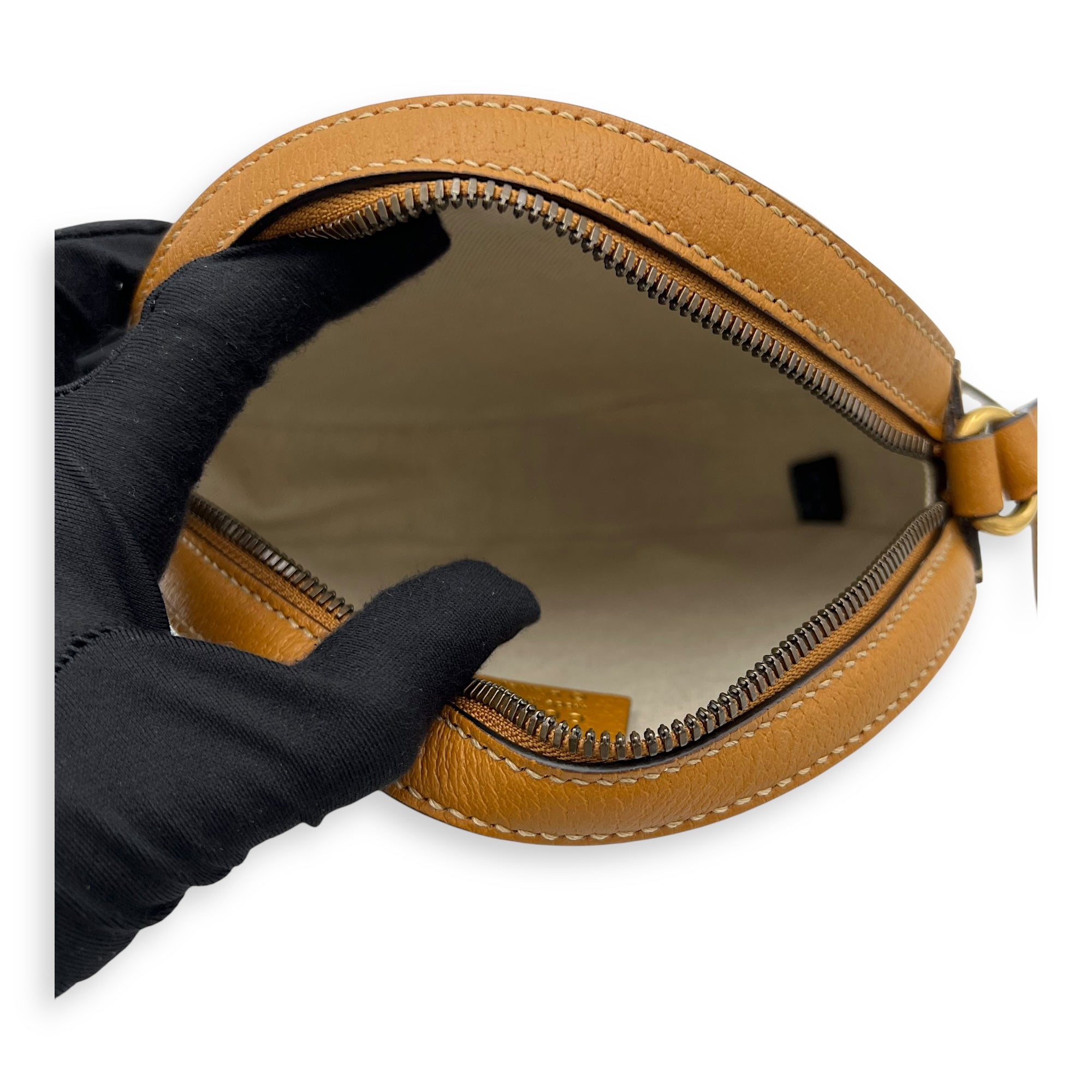 Gucci Round Interlocking x Disney Shoulder Bag Brown in Coated Canvas, Gold hardware_6