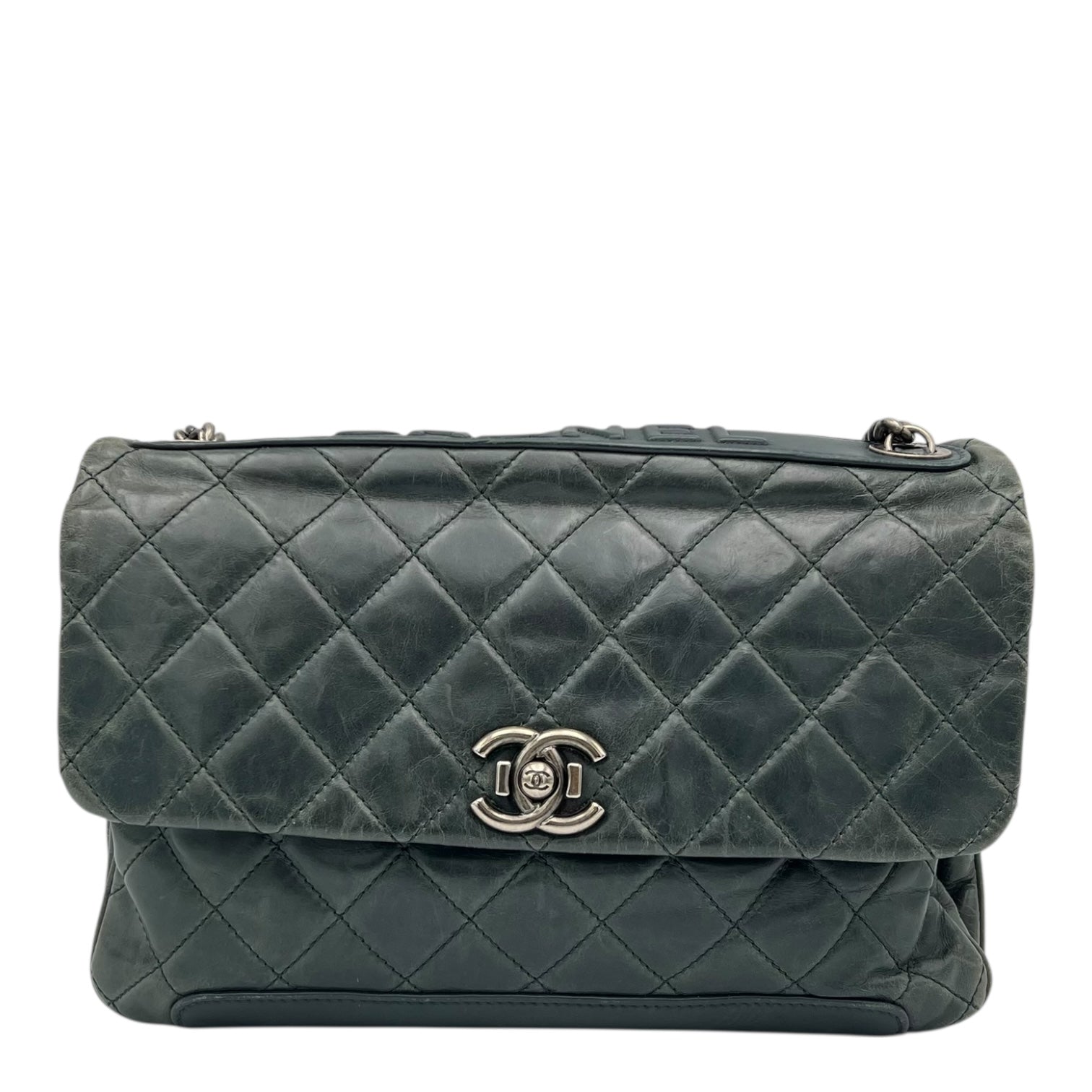 Chanel CC Crossbody Bag Green in Calfskin, Ruthenium hardware_1