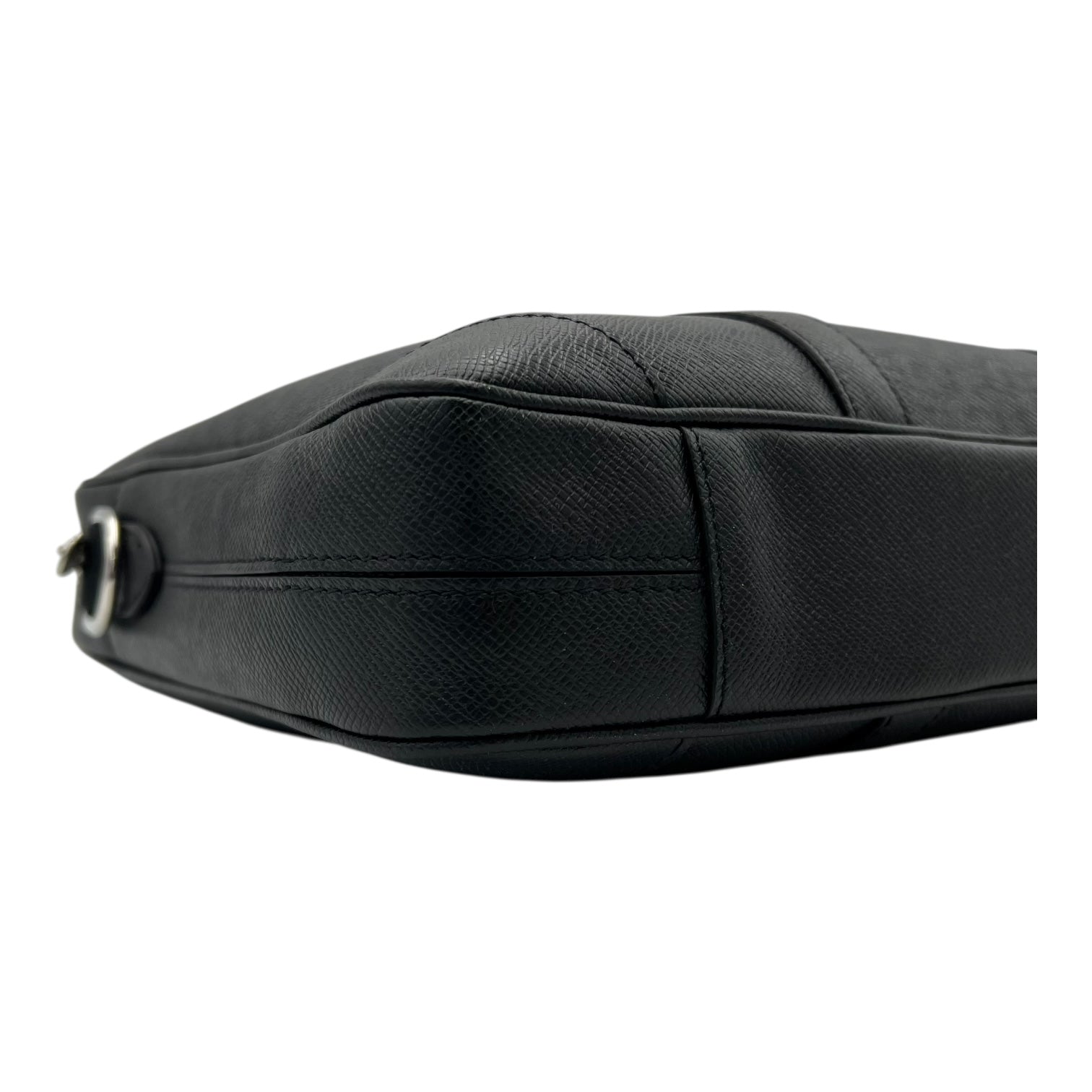 Louis Vuitton Porte Documents Voyage Messenger Black in Calfskin, Silver hardware_7