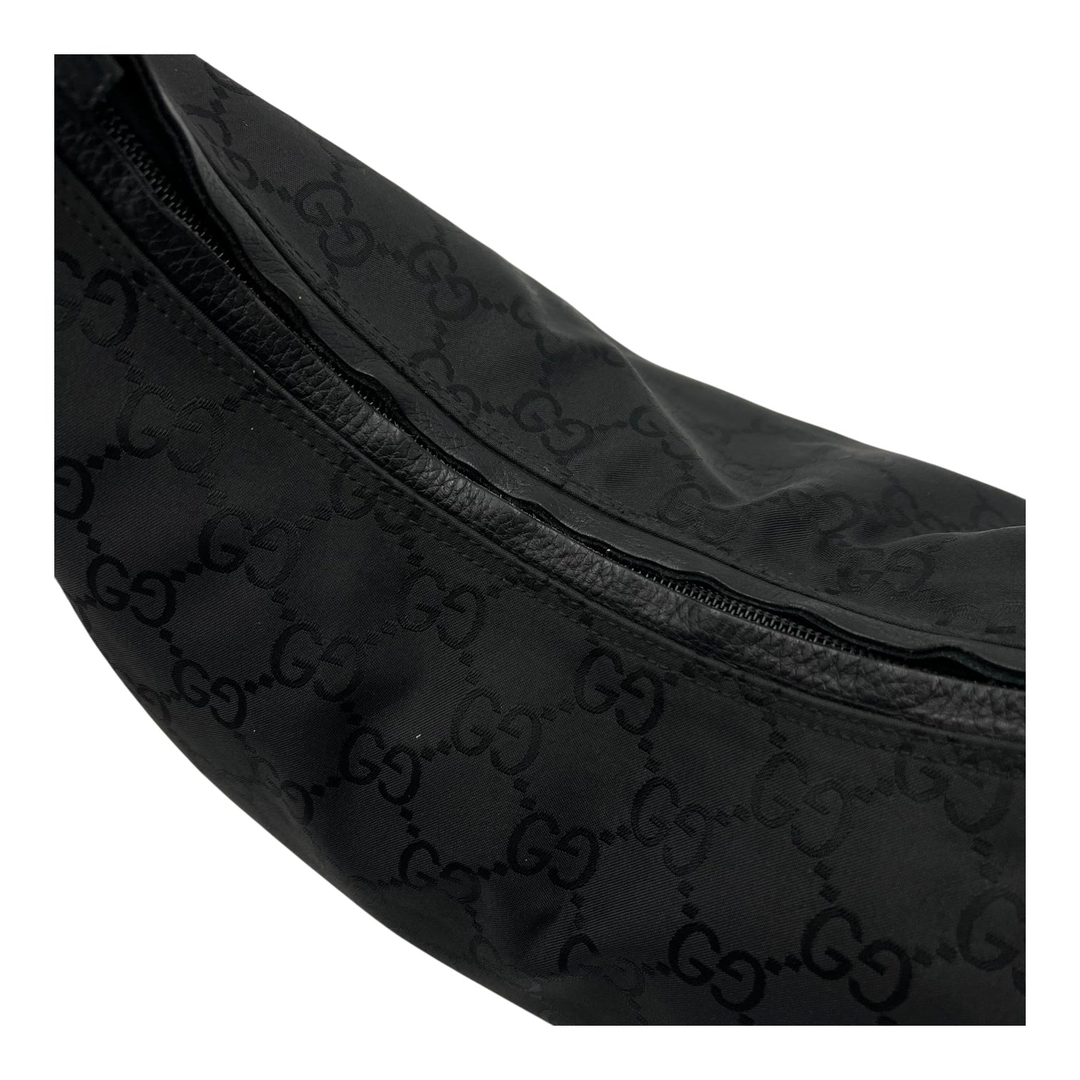 Gucci GG Shoulder Bag Black in Nylon, Silver hardware_8
