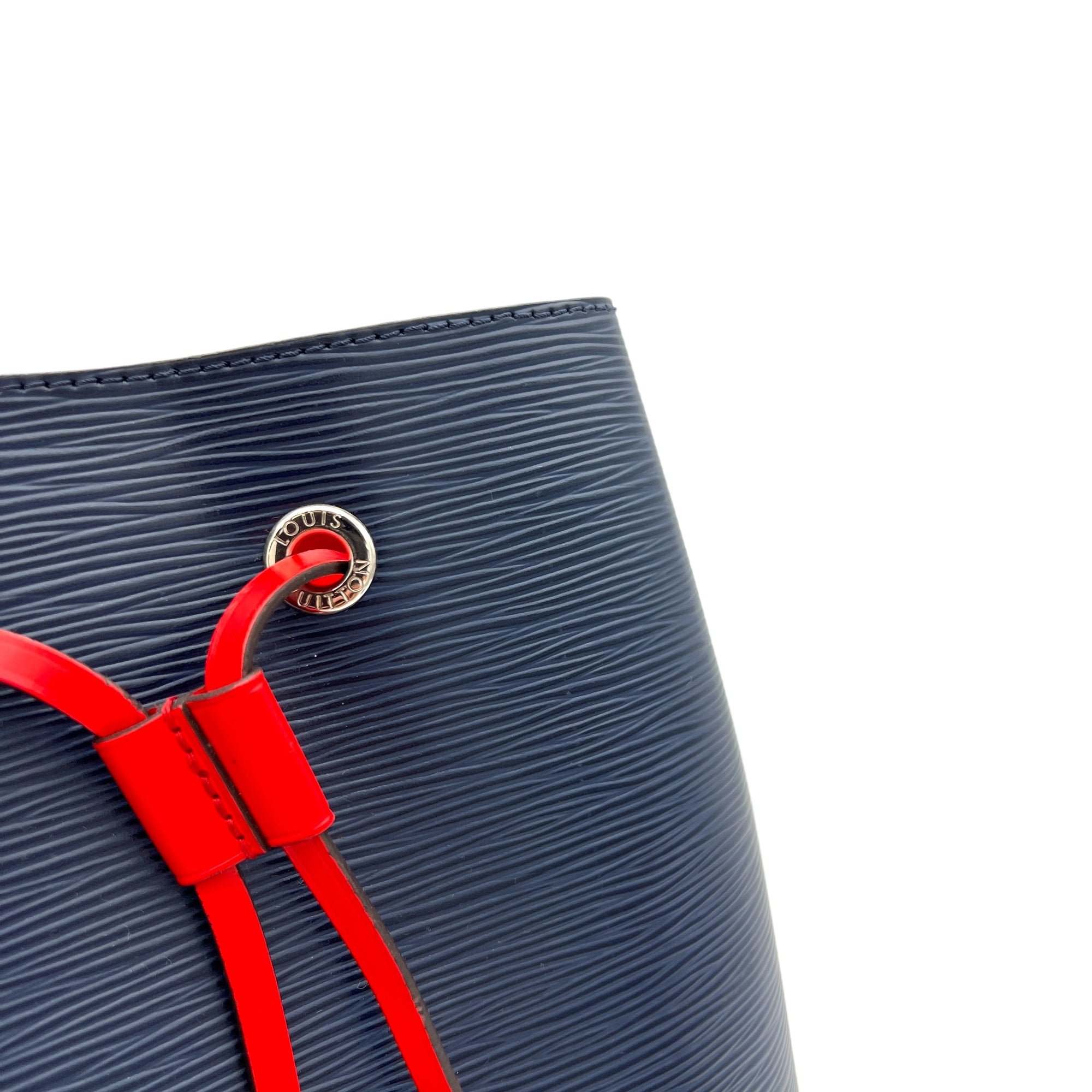 NeoNoe MM Navy Bucket Bag in Epi Leather, Silver hardware