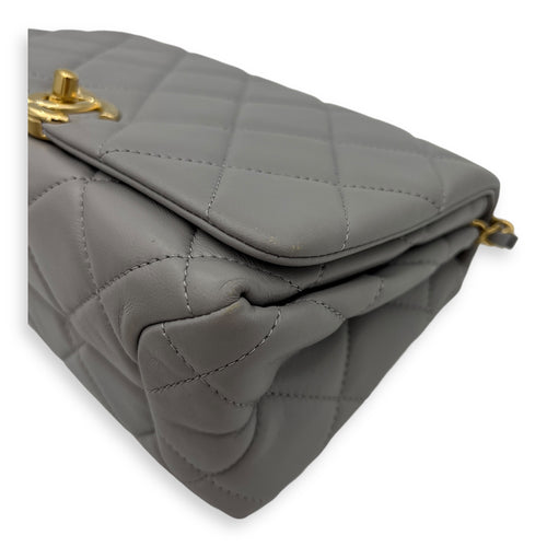 CC Crossbody Bag Grey in Lambskin, Gold hardware