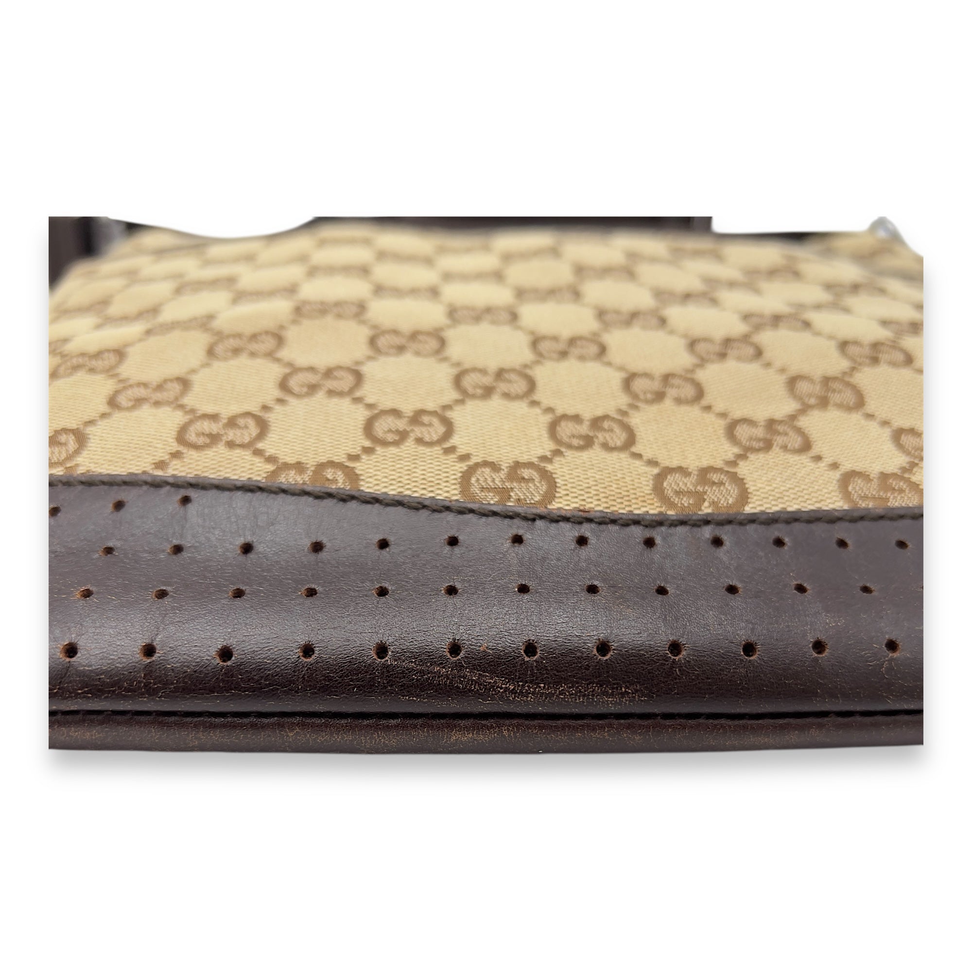 Gucci GG Crossbody Bag Brown in Canvas, Gold hardware_9