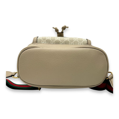 Gucci GG Supreme White Backpack in Coated Canvas, Gold hardware_5