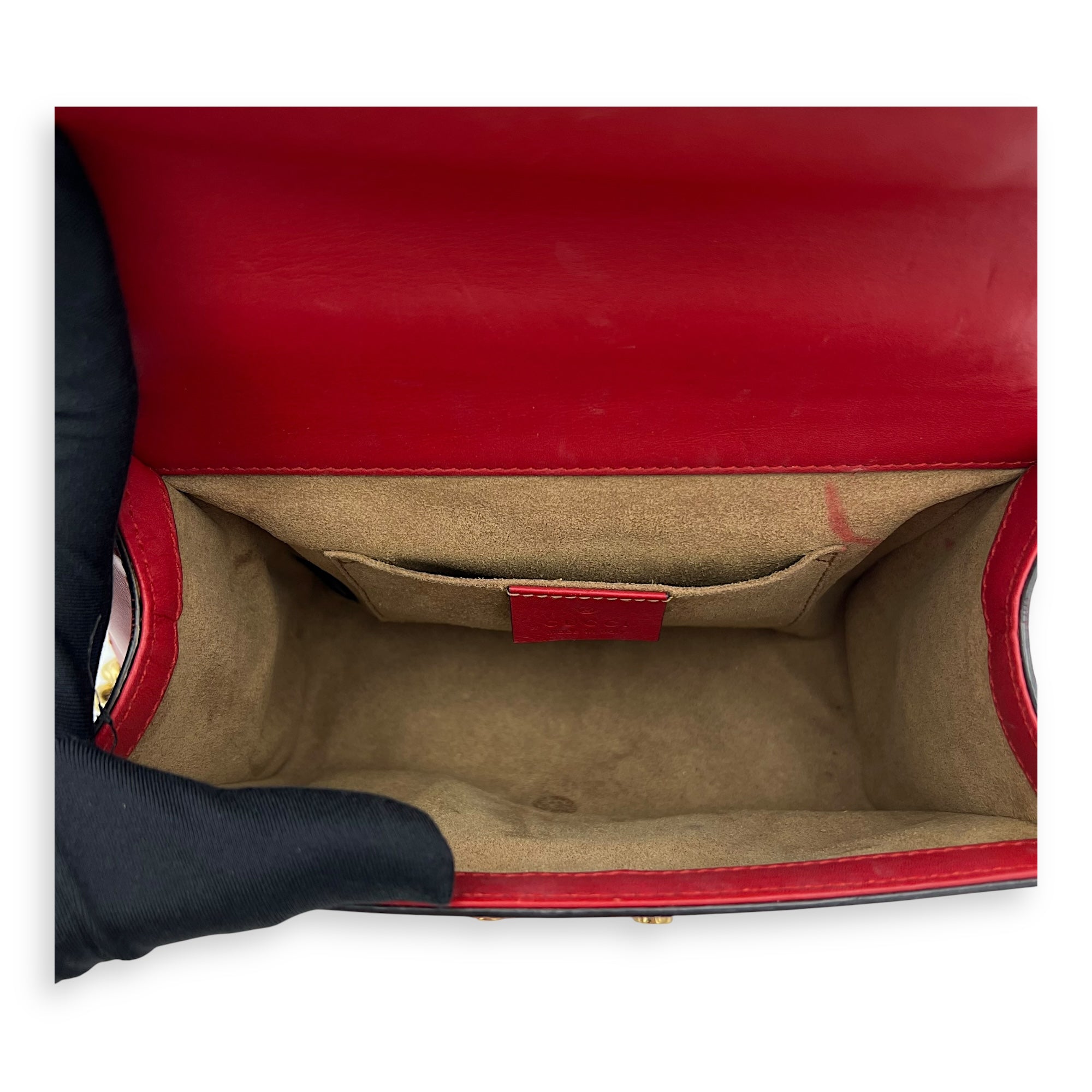 Gucci Padlock Shoulder Bag Red in Calfskin, Gold hardware_6