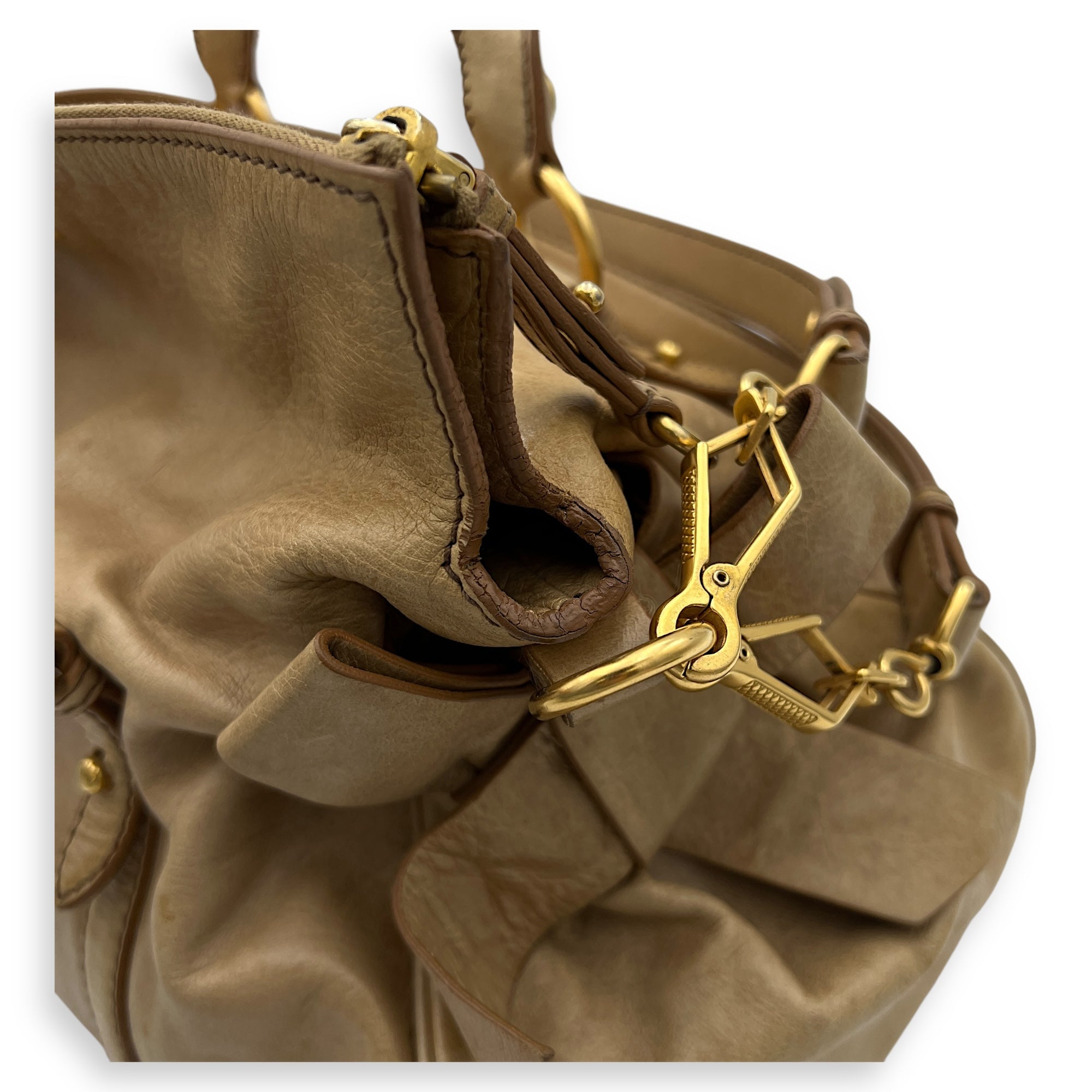 Vitello Lux Bow Shoulder Bag Brown in Calfskin, Gold hardware