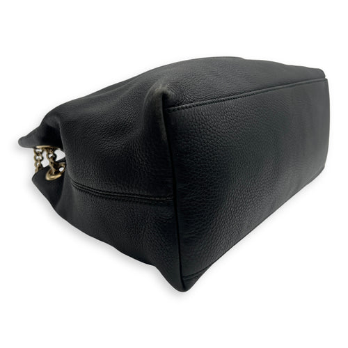 Soho Shoulder Bag Black in Calfskin, Gold hardware