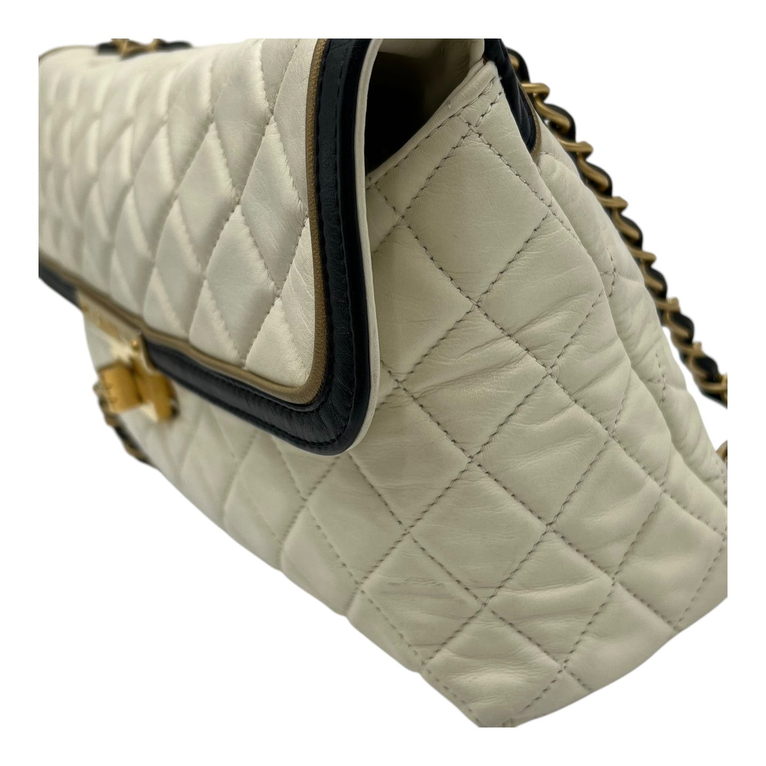 Others Shoulder Bag White in Calfskin, Gold hardware