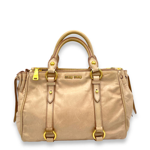 Vitello Shine Top Handle Bag Beige in Distressed Leather, Gold hardware