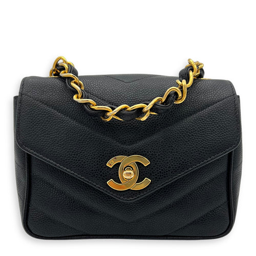 Chanel Vintage Chevron Shoulder Bag Black in Caviar Leather, Gold hardware_1