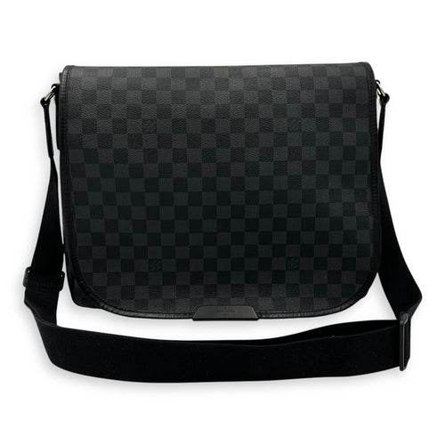 Louis Vuitton Daniel Messenger MM Graphite in Coated Canvas, Silver hardware_21