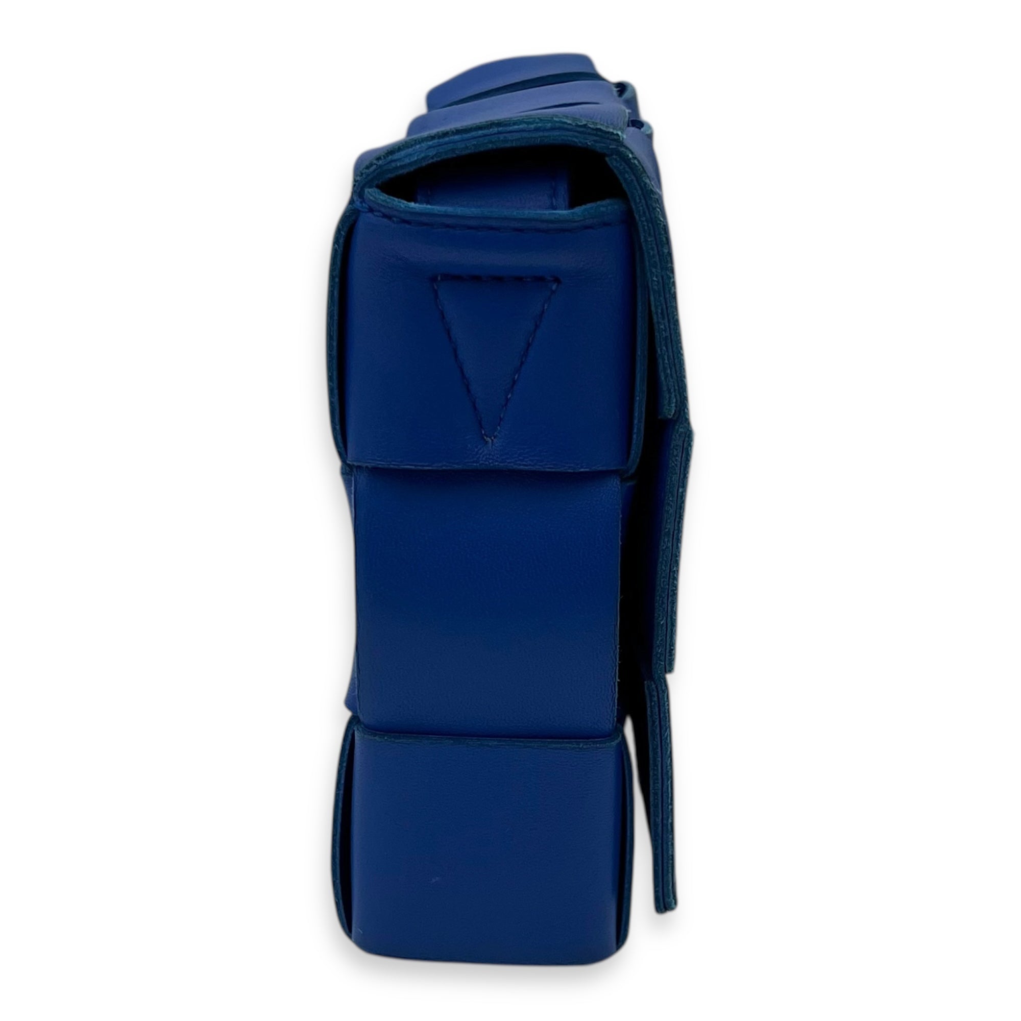 Cassette Shoulder Bag Blue in Lambskin