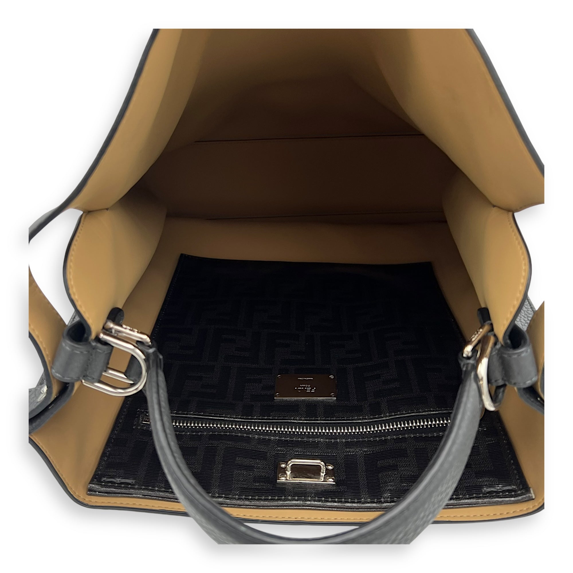 Fendi Peekaboo X-Lite Grey Crossbody Bag in Calfskin, Silver hardware_6