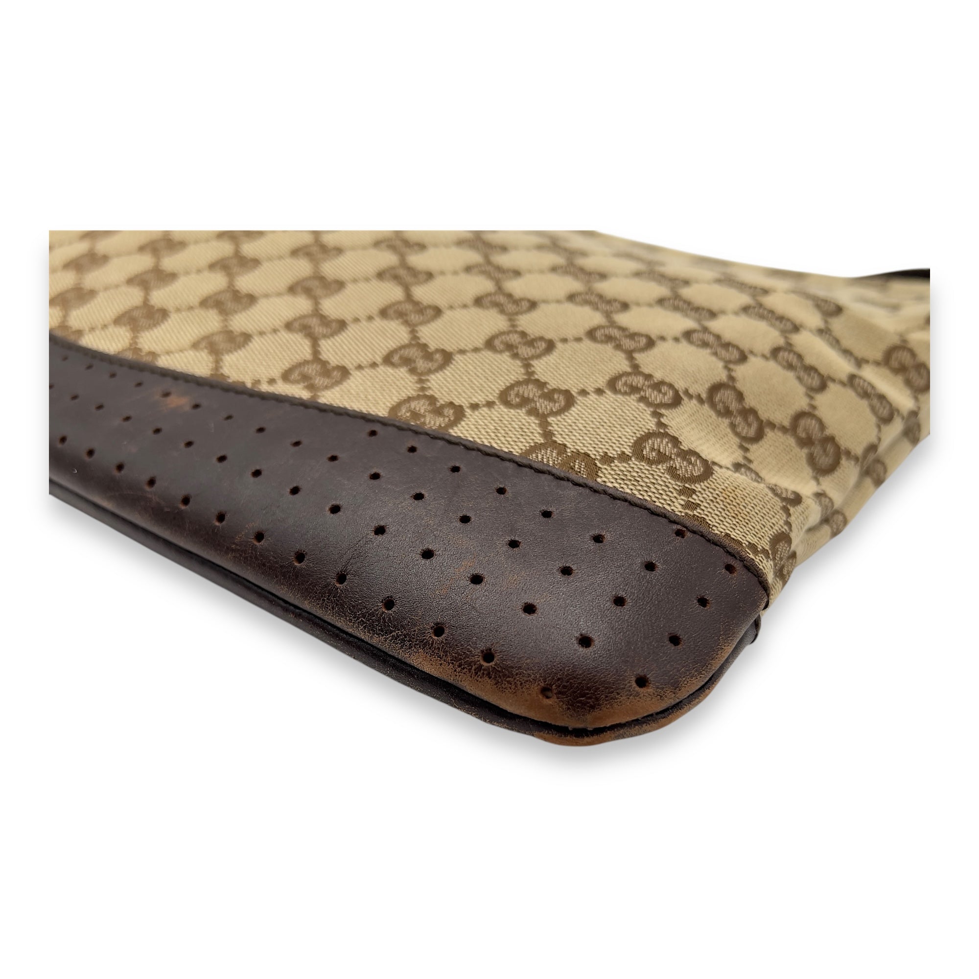 Gucci GG Crossbody Bag Brown in Canvas, Gold hardware_11