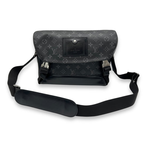 Louis Vuitton Voyager Messenger MM Black in Canvas, Silver hardware_9
