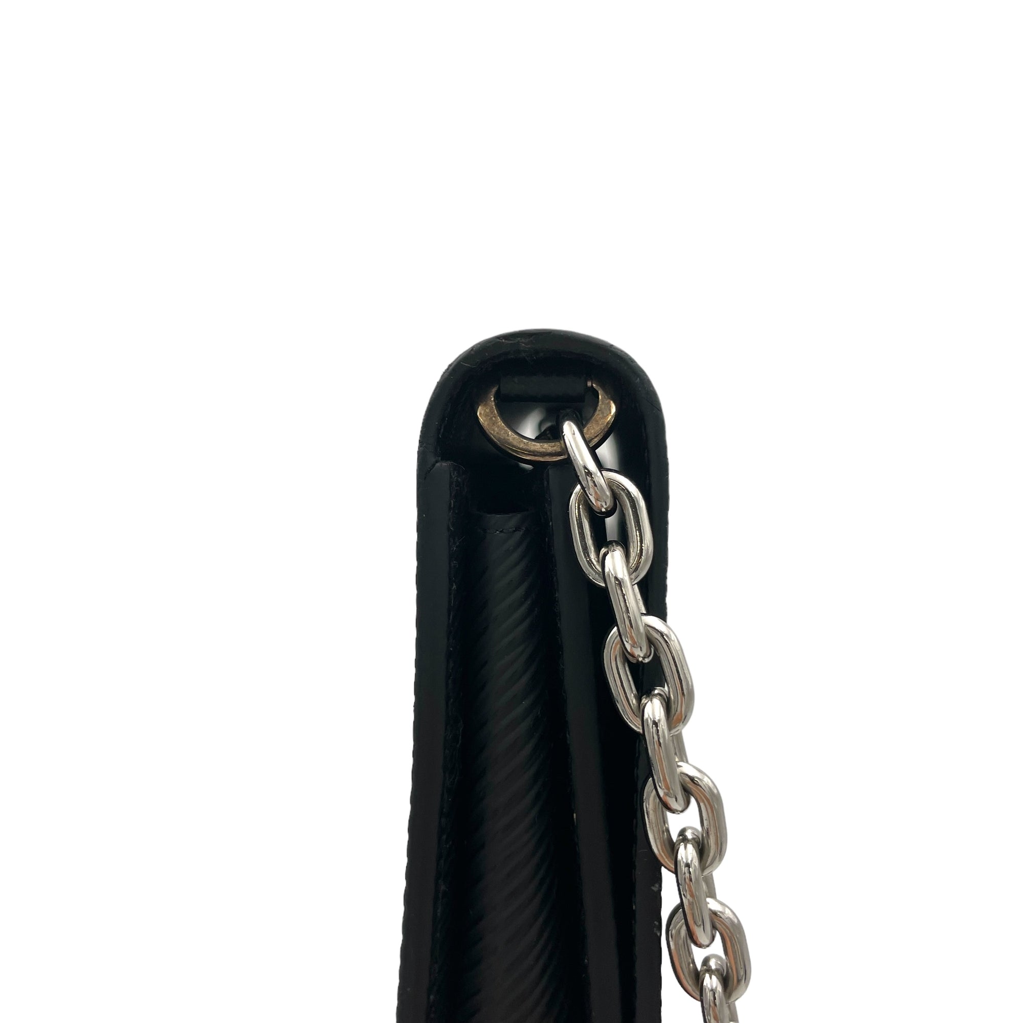 Twist Black Wallet On Chain in Epi Leather, Silver hardware