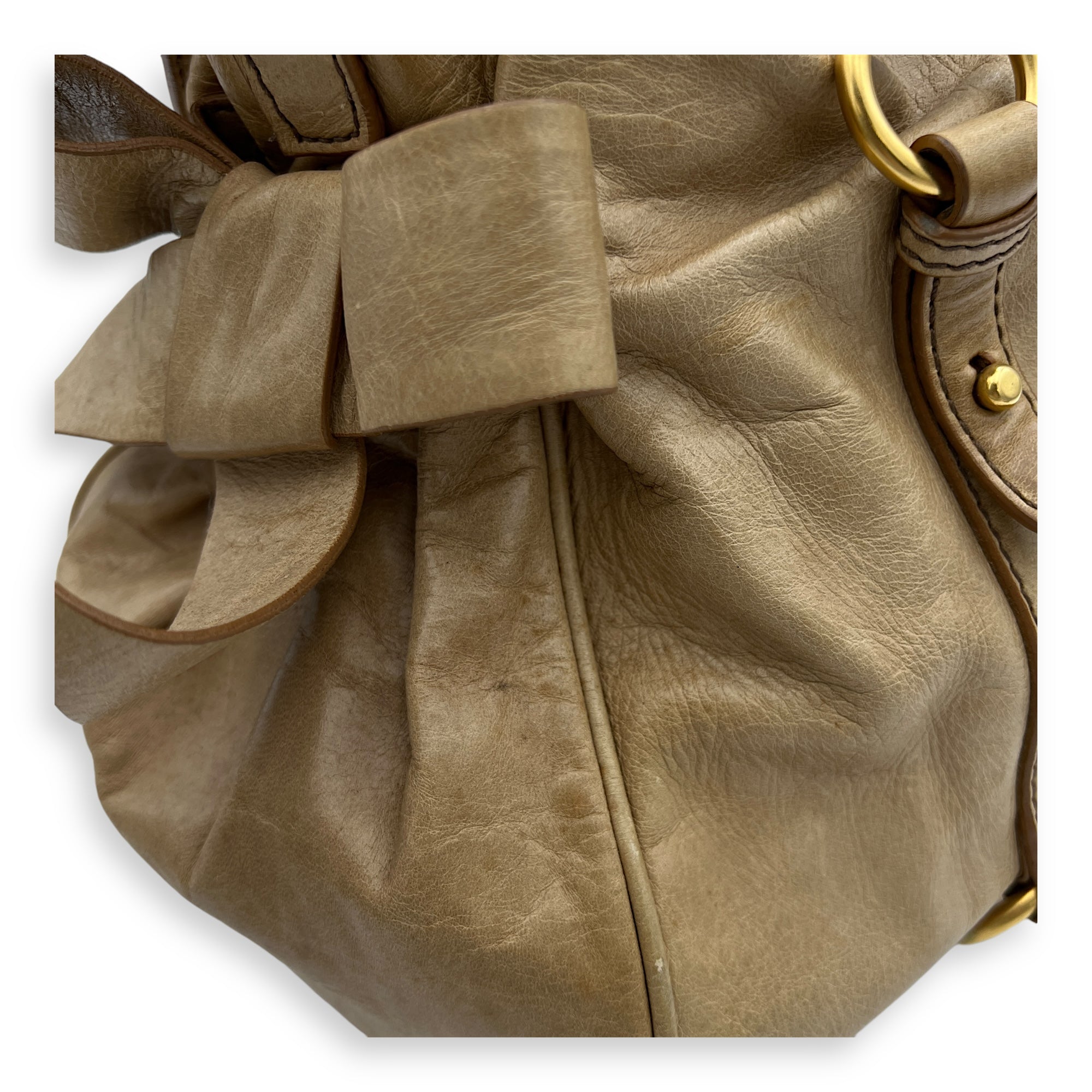 Vitello Lux Bow Shoulder Bag Brown in Calfskin, Gold hardware