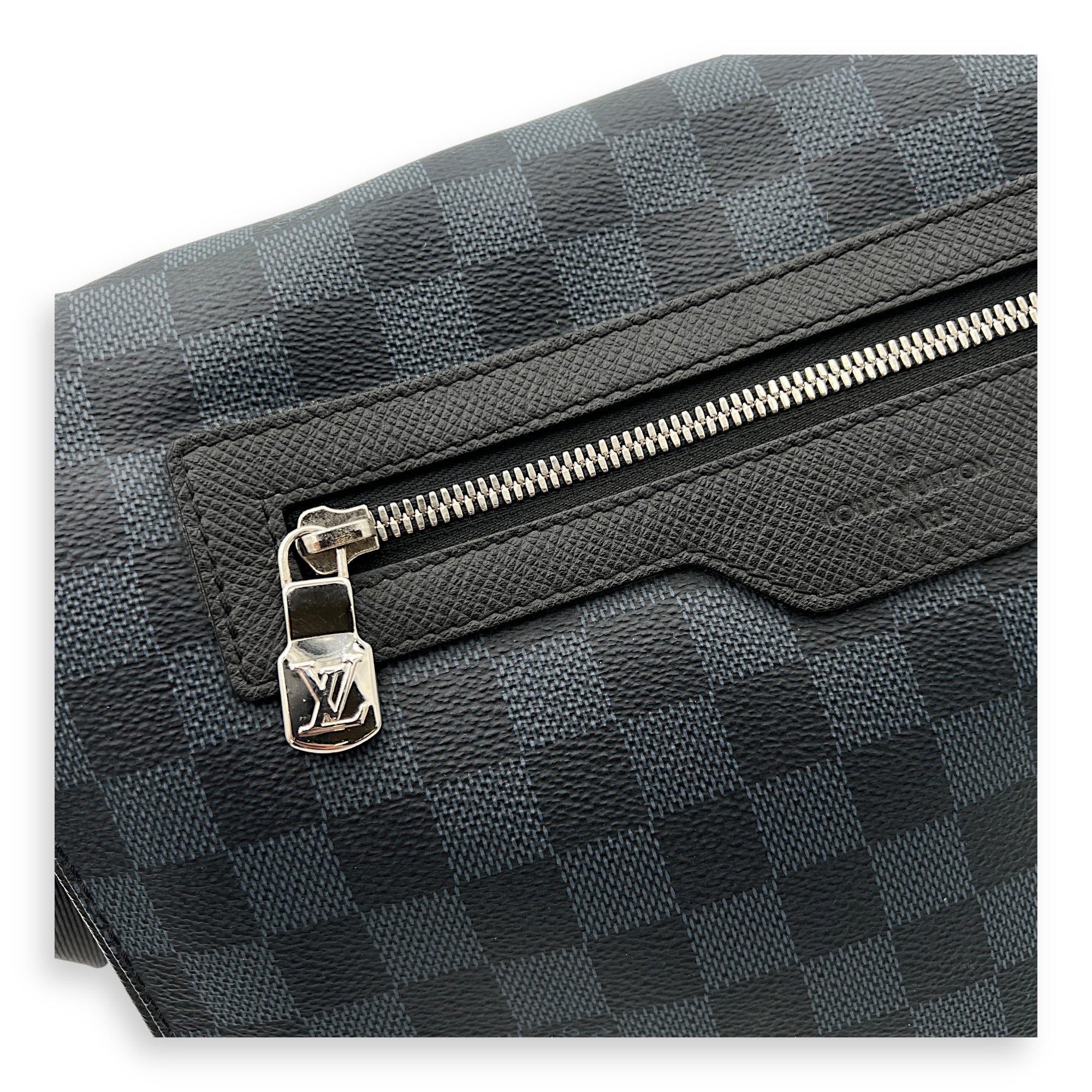 Match Point Messenger Cobalt Damier in Coated Canvas, Silver hardware