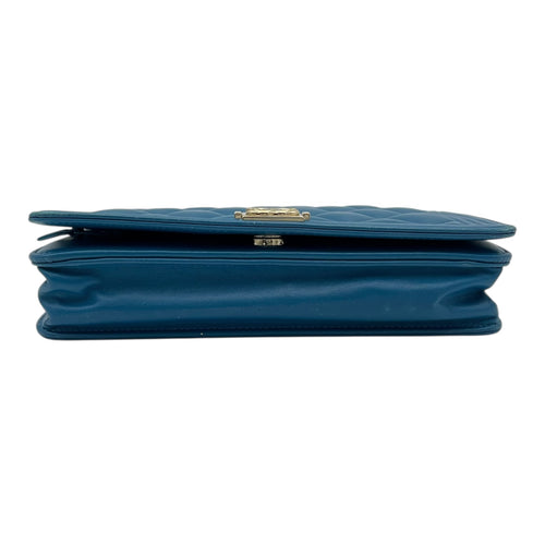 Chanel Boy Wallet On Chain Blue in Lambskin, Gold hardware_5