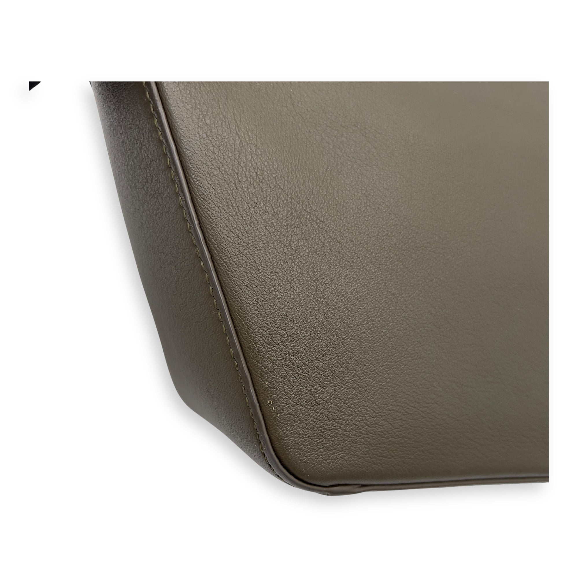 Loewe Hammock Hobo Mini Green Shoulder Bag in Calfskin, Gold hardware_9