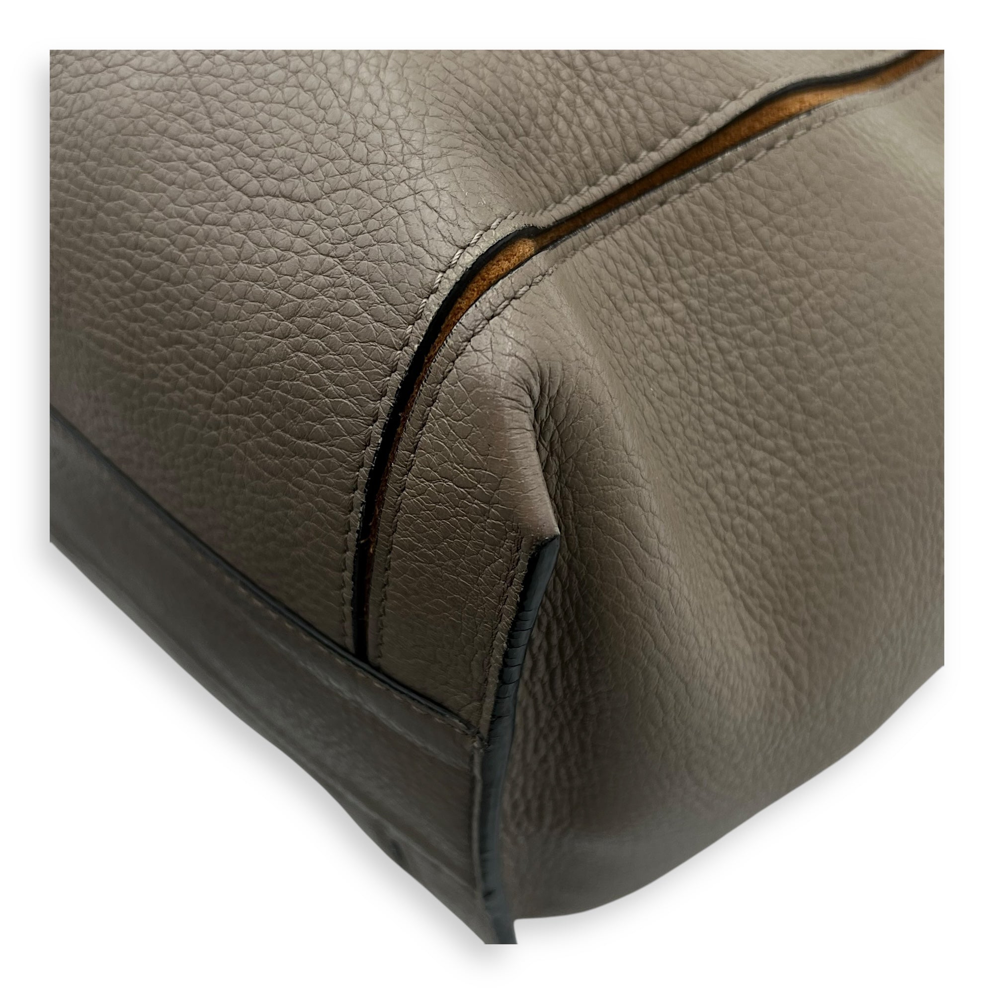 Chloé Milo Tote Bag Beige in Calfskin_10