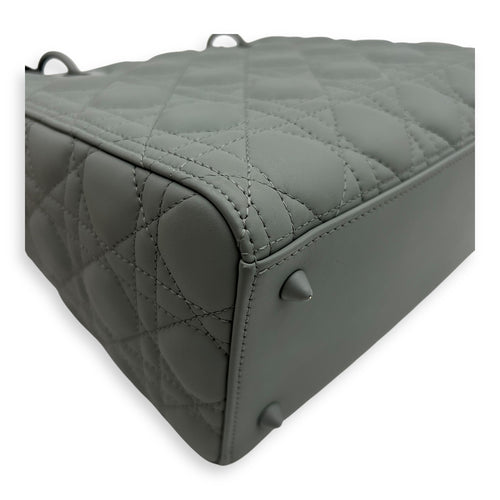 Christian Dior Lady Dior Medium Grey Top Handle Bag in Lambskin, Ultramatte hardware_8