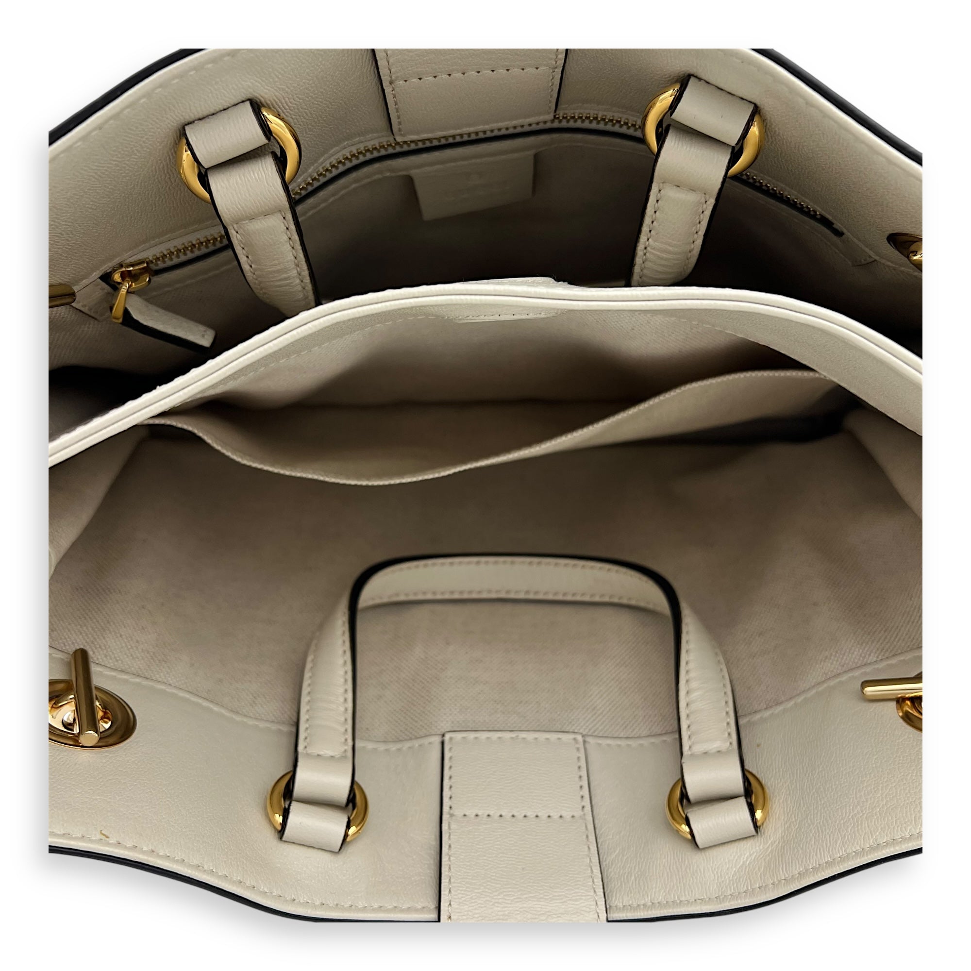 Gucci Horsebit 1955 Top Handle Bag White in Calfskin, Gold hardware_6