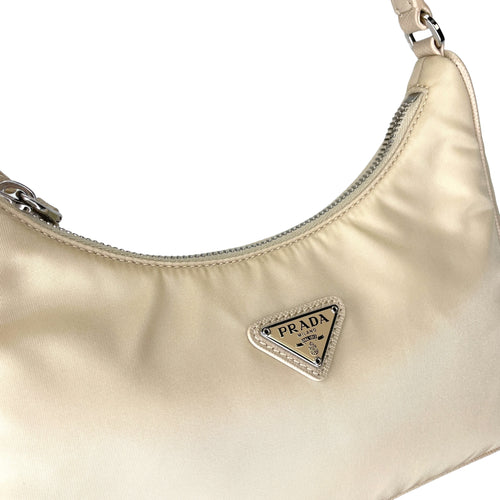 Re-Edition 2005 Beige Shoulder Bag in Nylon, Silver hardware