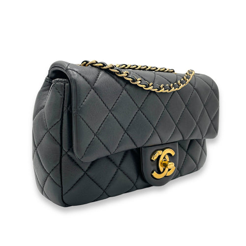 Classic Black Crossbody Bag in Lambskin, Gold hardware