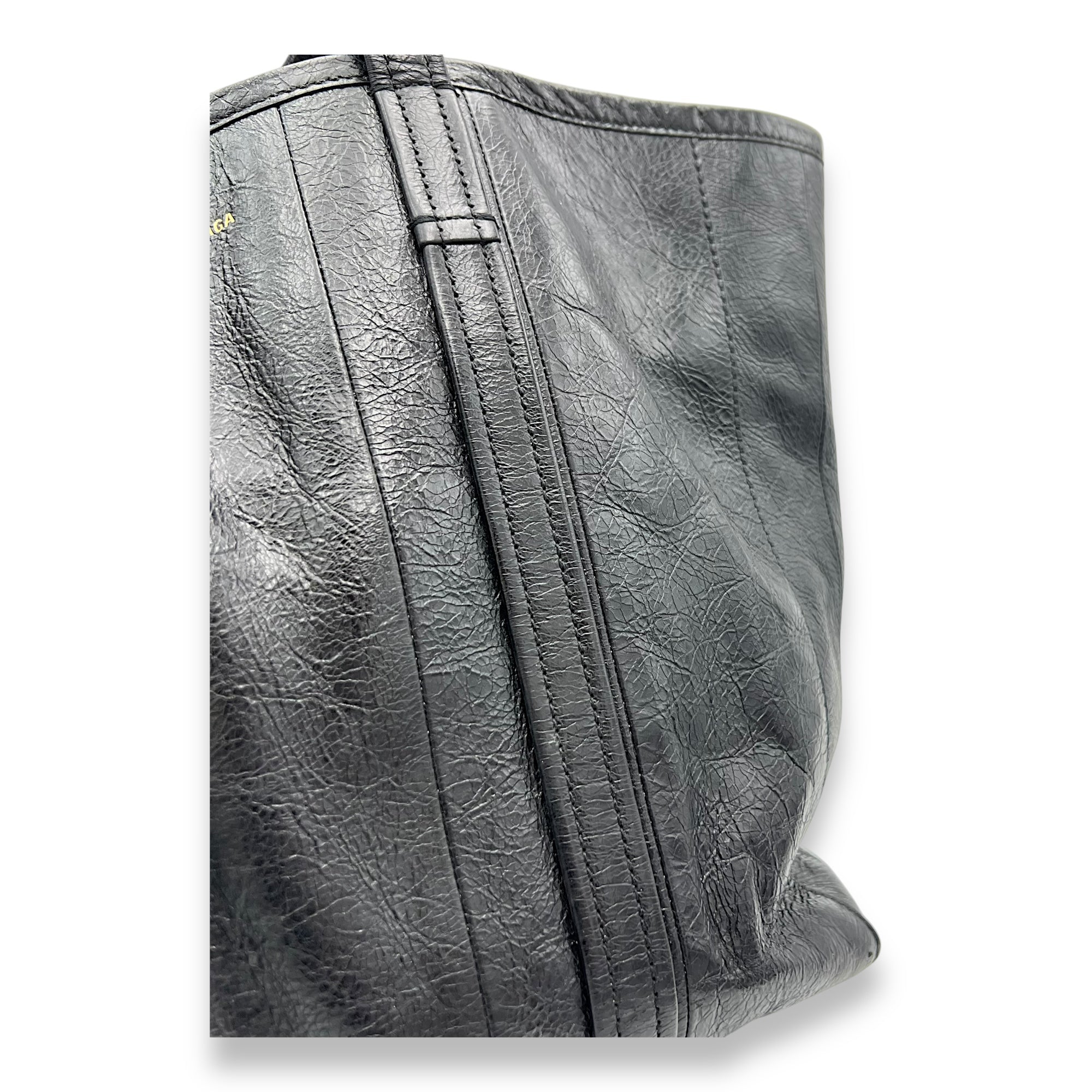 Balenciaga Barbes East West Black Tote Bag in Distressed Leather, Silver hardware_7