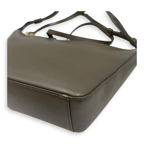 Loewe Hammock Hobo Mini Green Shoulder Bag in Calfskin, Gold hardware_7