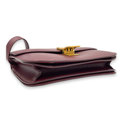 Box Medium Maroon Shoulder Bag in Calfskin, Gold hardware