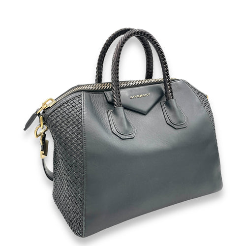 Antigona Large Black Top Handle Bag in Calfskin, Gold hardware