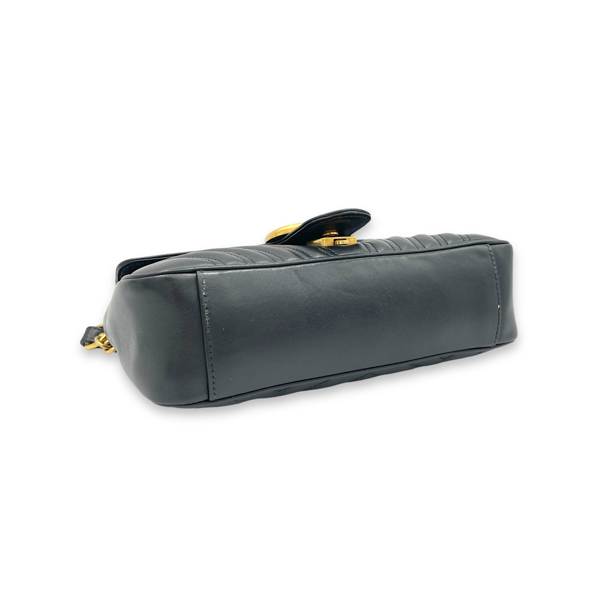 GG Marmont Small Black Shoulder Bag in Calfskin, Gold hardware