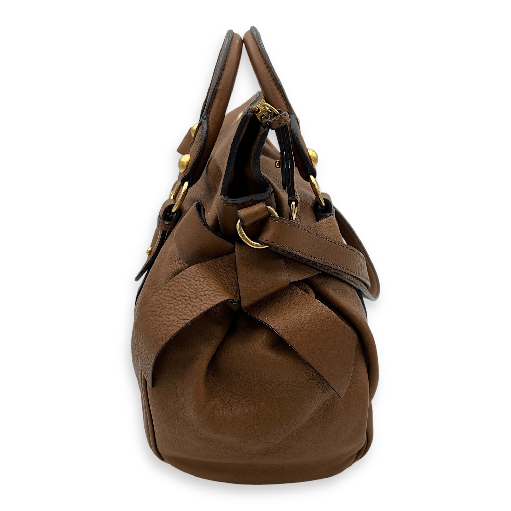 Vitello Bow Shoulder Bag Brown in Calfskin, Gold hardware