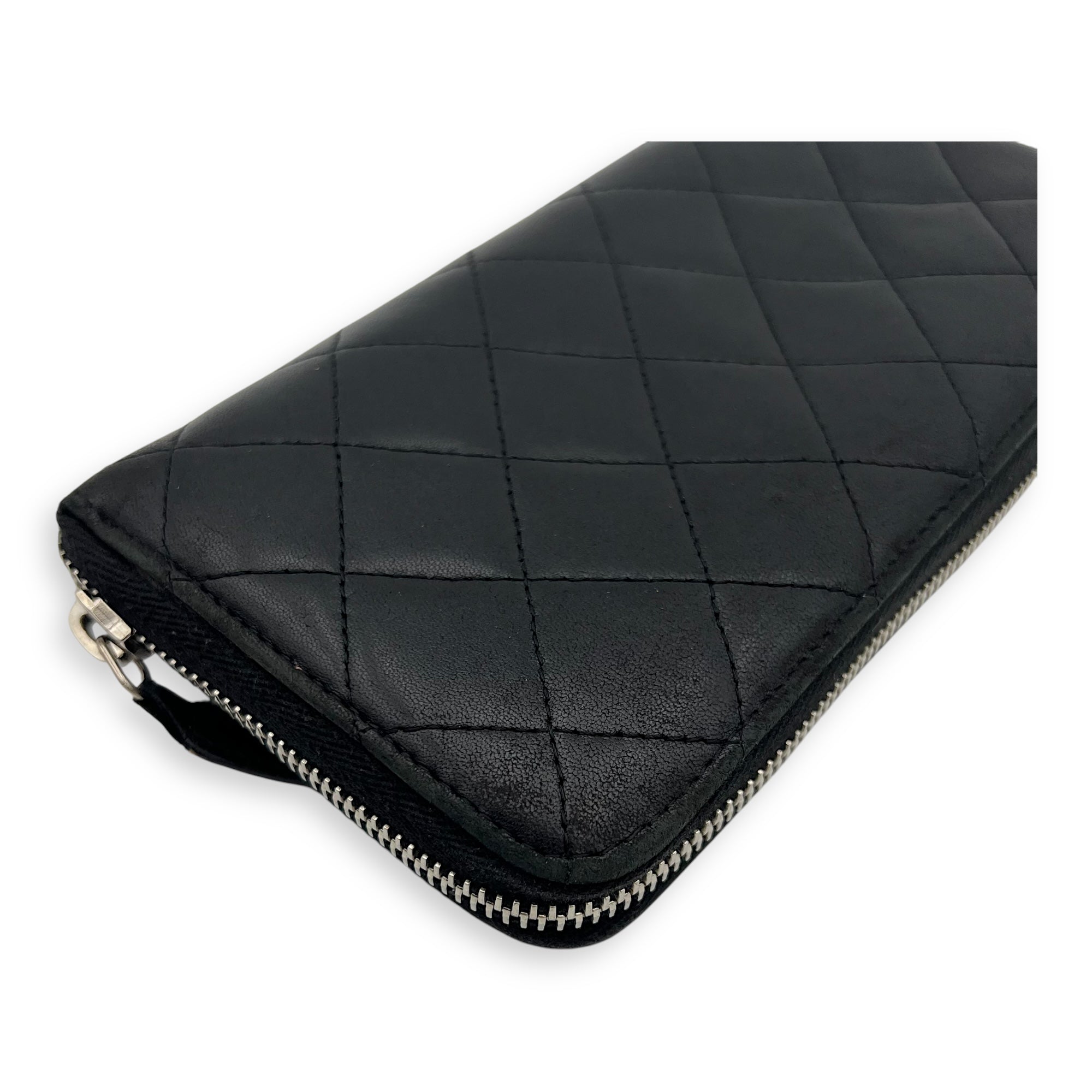 Chanel CC Long Black Wallet in Lambskin, Silver hardware_14