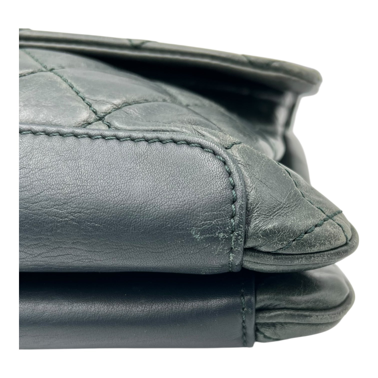 Chanel CC Crossbody Bag Green in Calfskin, Ruthenium hardware_8