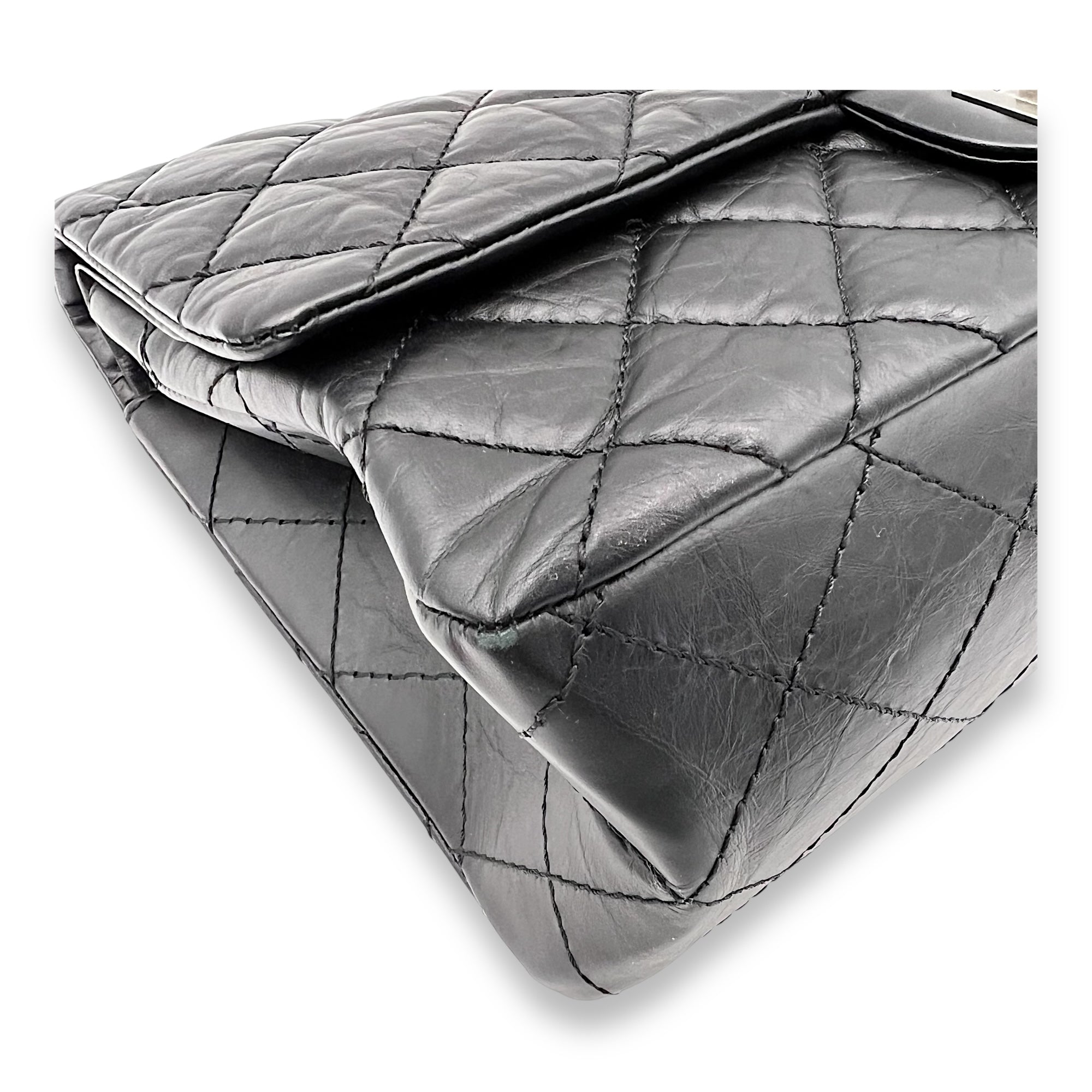 Chanel 2.55 Black Crossbody Bag in Calfskin, Ruthenium hardware_7