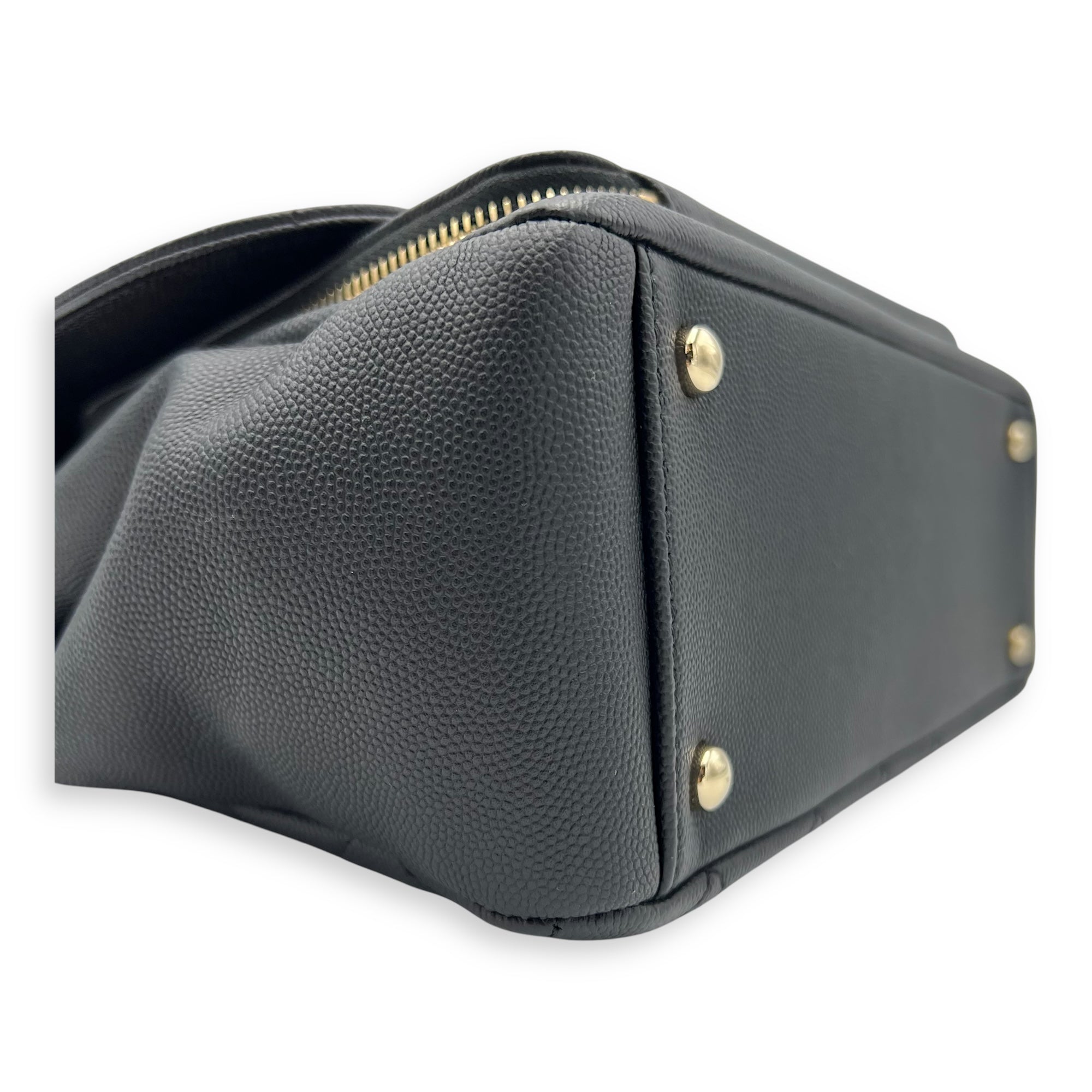 Chanel Business Affinity Black Top Handle Bag in Caviar Leather, Light Gold hardware_8