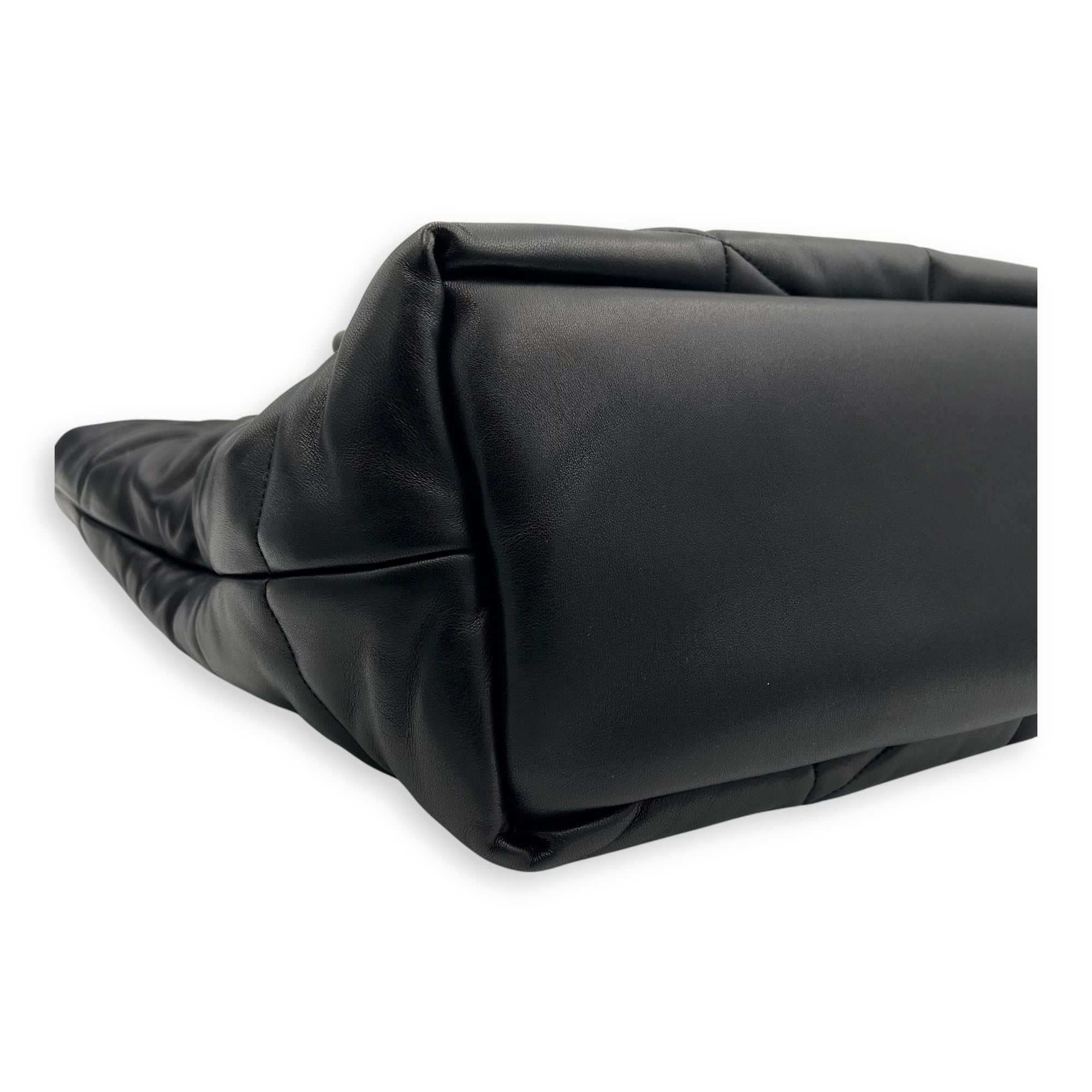 Saint Laurent Puffer Tote Bag Black in Lambskin, Black hardware_8