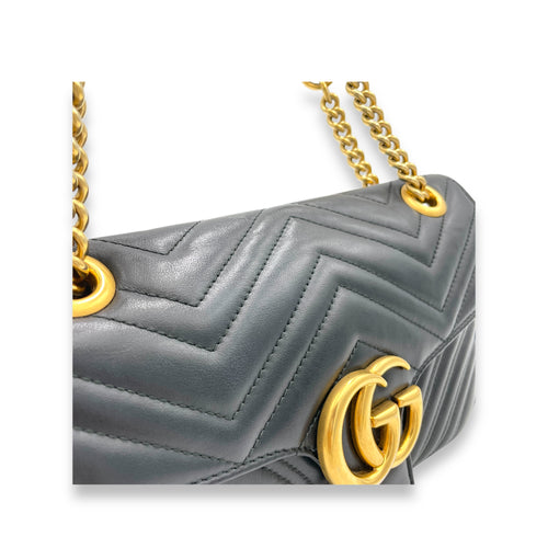 GG Marmont Small Black Shoulder Bag in Calfskin, Gold hardware