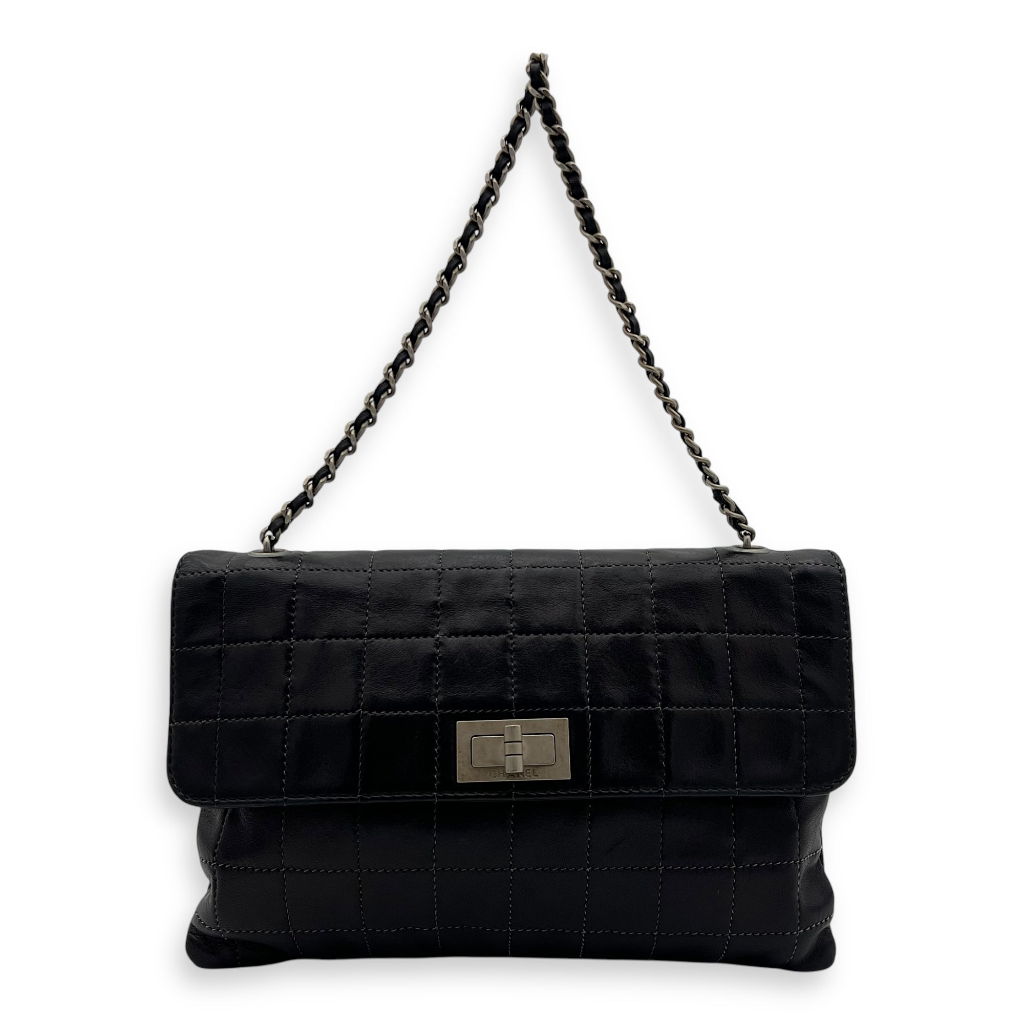 Chanel Chocolate Bar Reissue Black Shoulder Bag in Lambskin, Ruthenium hardware_1