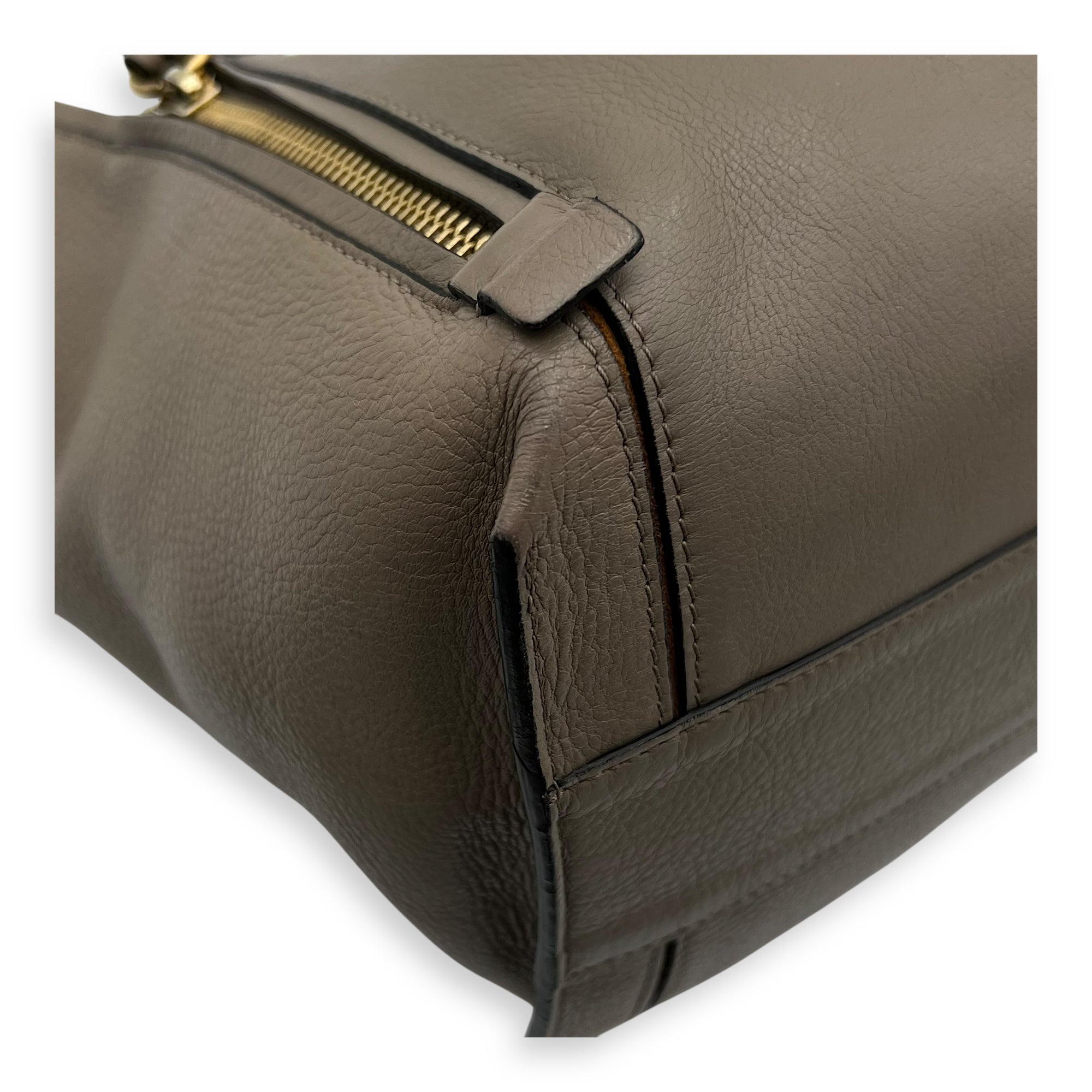 Chloé Milo Tote Bag Beige in Calfskin_7
